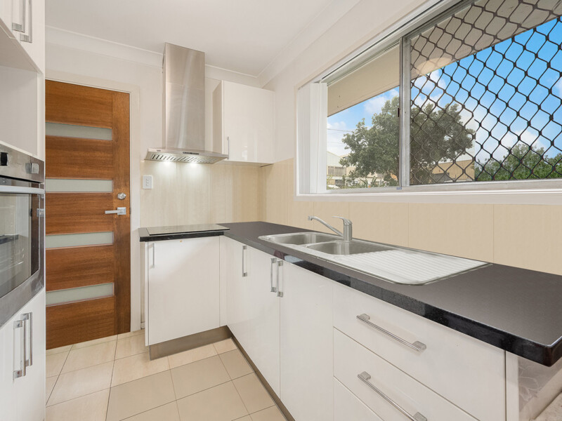 60 Araluen Street, Kedron, QLD 4031 AUS