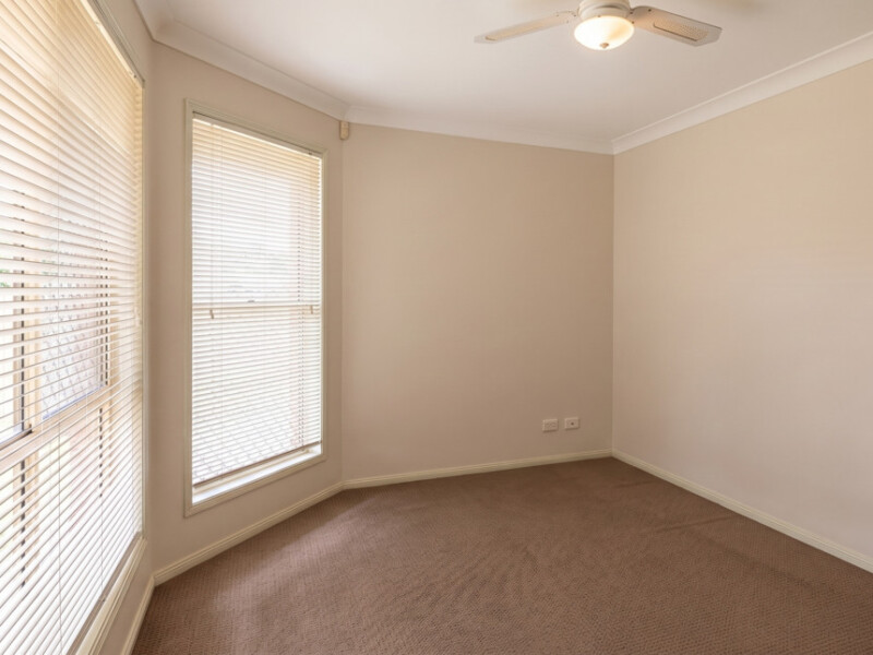 8 Kanangra Place, Parkinson, QLD 4115 AUS