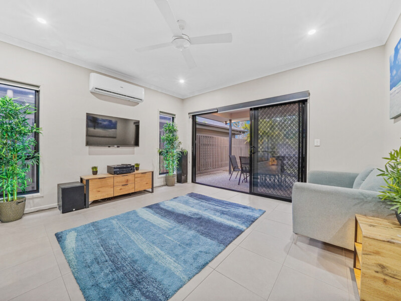 67 Reuben Bvd, Logan Reserve, QLD 4133 AUS