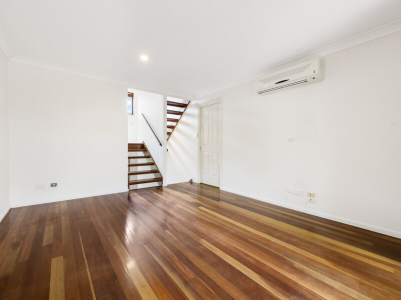2/10 Hayward Street, Paddington, QLD 4064 AUS