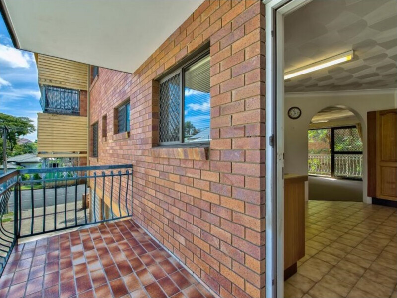 2/24 Devoy Street, Ashgrove, QLD 4060 AUS