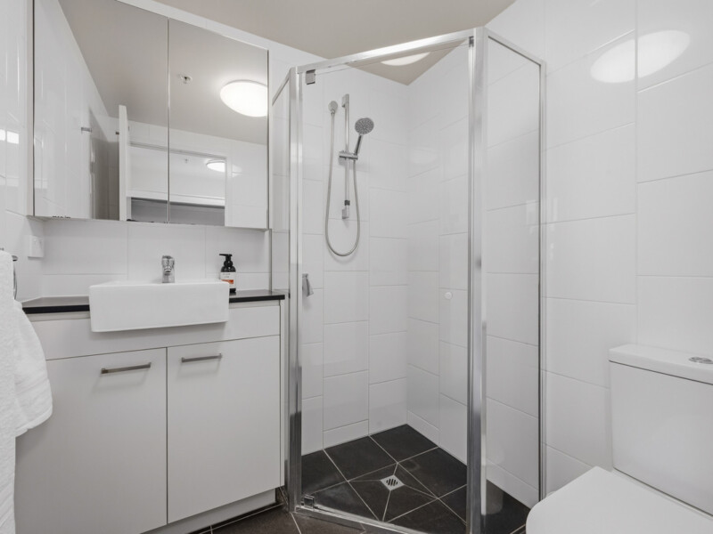 704/30 Festival Place, Newstead, QLD 4006 AUS