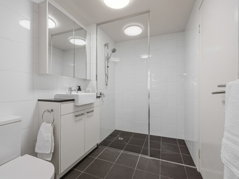 704/30 Festival Place, Newstead, QLD 4006 AUS