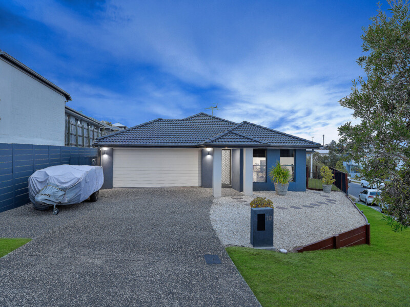 19 Landing Circuit, Springfield Lakes, QLD 4300 AUS