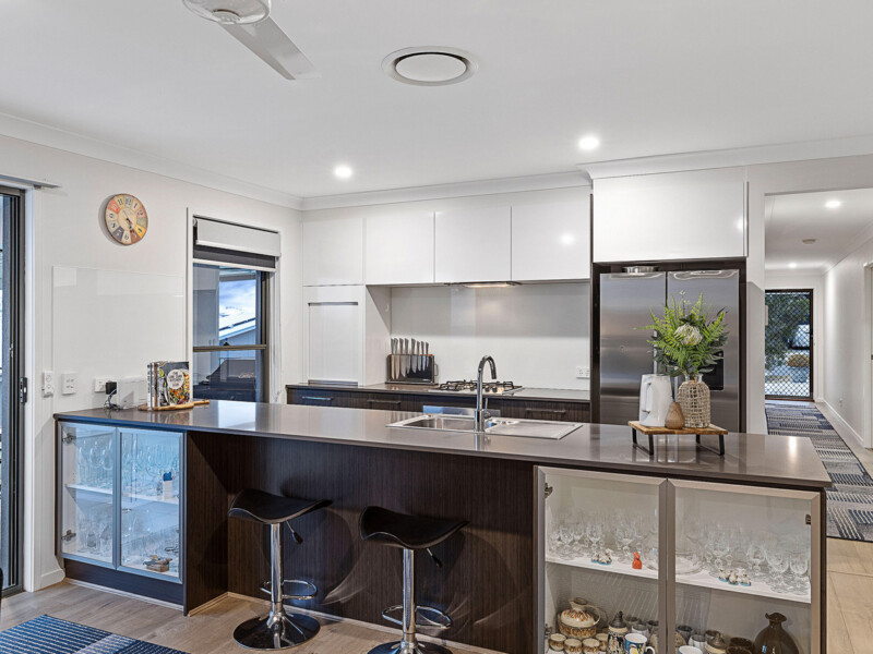 19 Landing Circuit, Springfield Lakes, QLD 4300 AUS