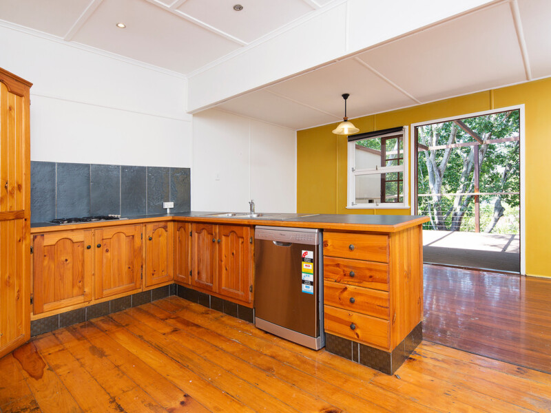 144 Waterworks Road, Ashgrove, QLD 4060 AUS